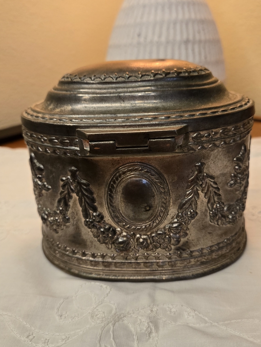 Antique-Style Decorative Trinket Box in Aged Silver Plated Oval Jewelry Box